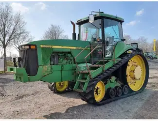 Трактор John Deere 8400T