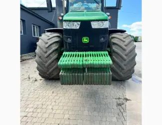 Колісний трактор John Deere 8370R