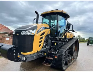 Зображення для оголошення Трактор гусеничний Challenger MT 755E (2016)