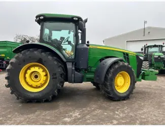 Зображення для оголошення Трактор John Deere 8335R 2012р