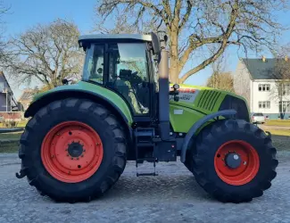 Зображення для оголошення Трактор колесный CLAAS Axion 850