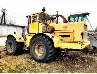 Трактор колісний К-701