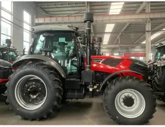 Трактор колісний RAGNAR R220 (220 к.с.)