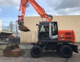 Колесный экскаватор Hitachi Zaxis 140 W