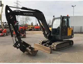 Мини-экскаватор Volvo EC55C 2013 года