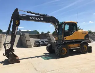 Колесный экскаватор Volvo EW160C