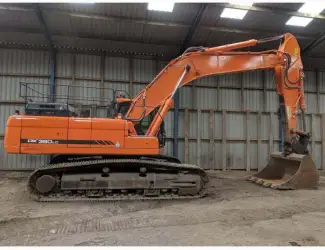 Гусеничный экскаватор Doosan DX 380 LC. Строительная техника в Украине
