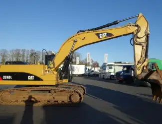 Гусеничный экскаватор CAT 324 DL