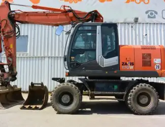 Колесный экскаватор Hitachi ZX170W-3 2009 года