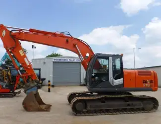 Предлагаем гусеничный экскаватор Hitachi Zaxis 210LC-3