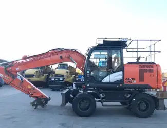 Колесный экскаватор Hitachi ZX170W-5B