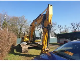 Гусеничный экскаватор JCB JS240LC. В Наличии
