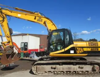 Гусеничный экскаватор JCB JS220LC 2007 года