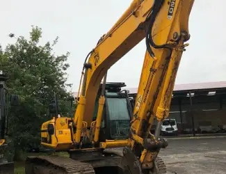 Гусеничный экскаватор JCB JS220 LC в Украине