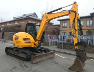 Мини-экскаватор JCB 8080