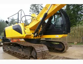 Экскаватор-перегружатель JCB JS 220 LC