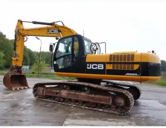 Гусеничный экскаватор JCB JS260 LC. Гусеничный экскаватор б/у