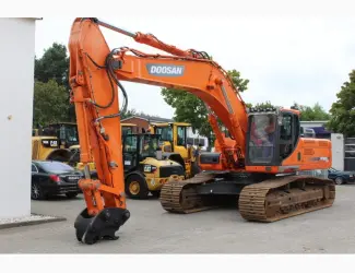 Спецтехника. Гусеничный экскаватор Doosan DX 380 LC-3
