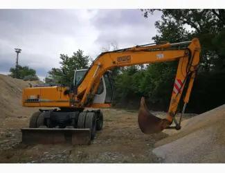 Колесный экскаватор Liebherr A 900 C 2006 года