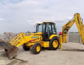 Зображення для оголошення Экскаватор - погрузчик Komatsu WB93R-5 2006 года