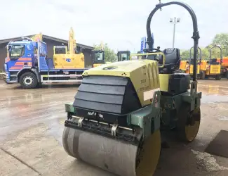 Гладковальцовый каток Ammann AV26-2