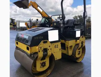 Комбинированный каток Bomag BW 138 AD 2009 года
