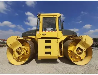 Двухвальцовый каток Bomag BW 184 AD