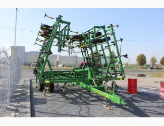 Зображення для оголошення Культиватор John Deere 985