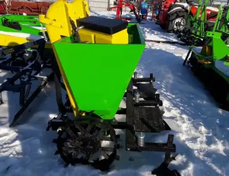 Картофелесажалка на трактора Т-25 Bomet Польша