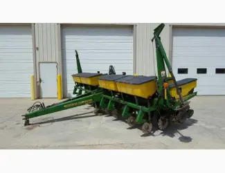 Зображення для оголошення Пневматическая Сеялка пропашная John Deere 1750 8 рядная с No-Til