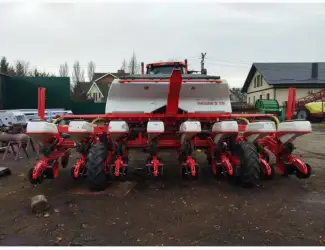 Продам сеялку точного высева Kuhn Maxima 2 TМ б/у 8 рядная