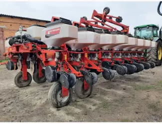 Сівалка пропашна 16-ти рядкова пневматична Massey Ferguson 555 TFF