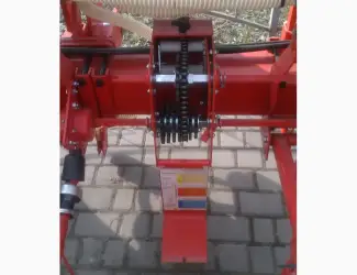 Зображення для оголошення Крышка G15430711 коробки трансмиссии сеялки Gaspardo