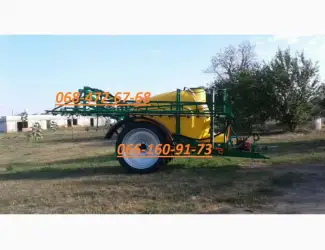 Обприскувач причіпний Оп-2000 зі штангою 21 м.Оснащений потужним (160л / хв.)