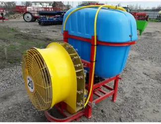 Обприскувач для садів та виноградників 400 л
