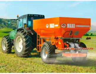 Захисні крила від бруду до розкидача Agrex Maxi 10000