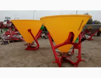 Польський розкидач 500 кг фірми Jar-Met Польща