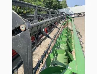Зображення для оголошення Жниварка John Deerе 635F Hydra-Flex 10