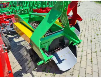 Картоплекопачка однорядна транспортерна з суцільним ножем фірми Bomet (Оригінал)