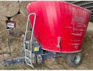 Кормозмішувач SILOKING TrailedLine Compact 12 причіпний