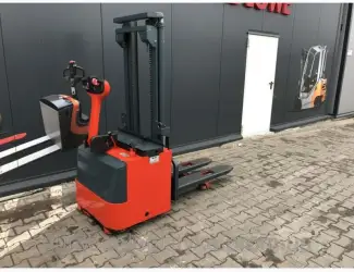 Зображення для оголошення Штабелер электрический LINDE L 14 1, 4т 2, 8м