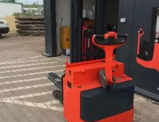 Зображення для оголошення Штабелер электрический LINDE L 12 L sp 2011р 1, 2т 1, 9м