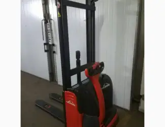 Зображення для оголошення Погрузчик штабелер электрический самоходный Linde L10 1000кг 3300мм