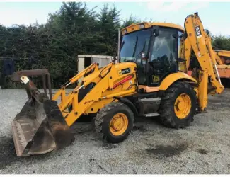 Экскаватор погрузчик JCB 3CX 2006 года