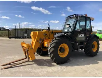 Телескопический погрузчик JCB 550-80 Agri Plus