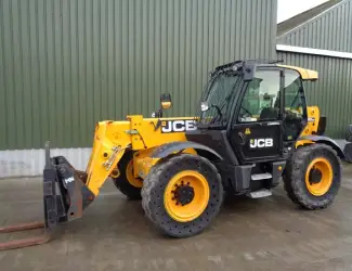 Телескопический погрузчик JCB 550-80