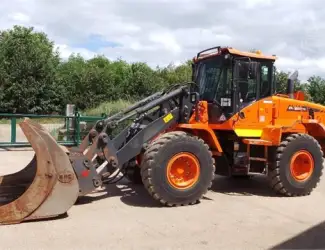 Фронтальный погрузчик Doosan DL250TC-3
