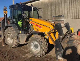 Экскаватор погрузчик Terex TLB 890 SM
