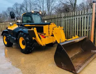 Телескопический погрузчик JCB 540-140 в Украине