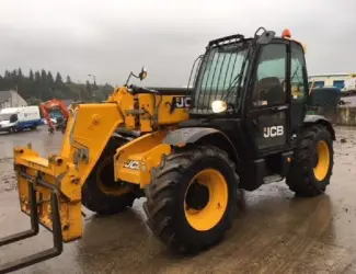 Телескопический погрузчик JCB 535-95 в Киеве